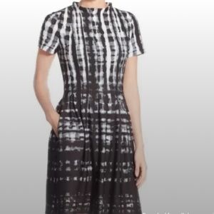 Vince Camuto Black & White Fit & Flare Short Sleeve Dress